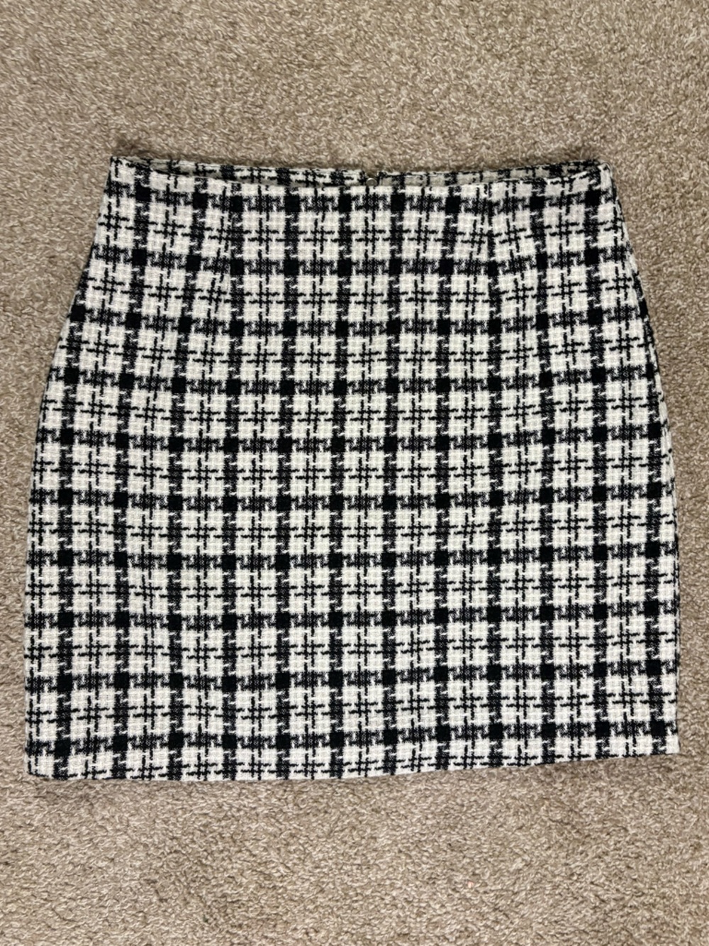 Potter's Pot Black and White Tweed Checked Pencil Skirt